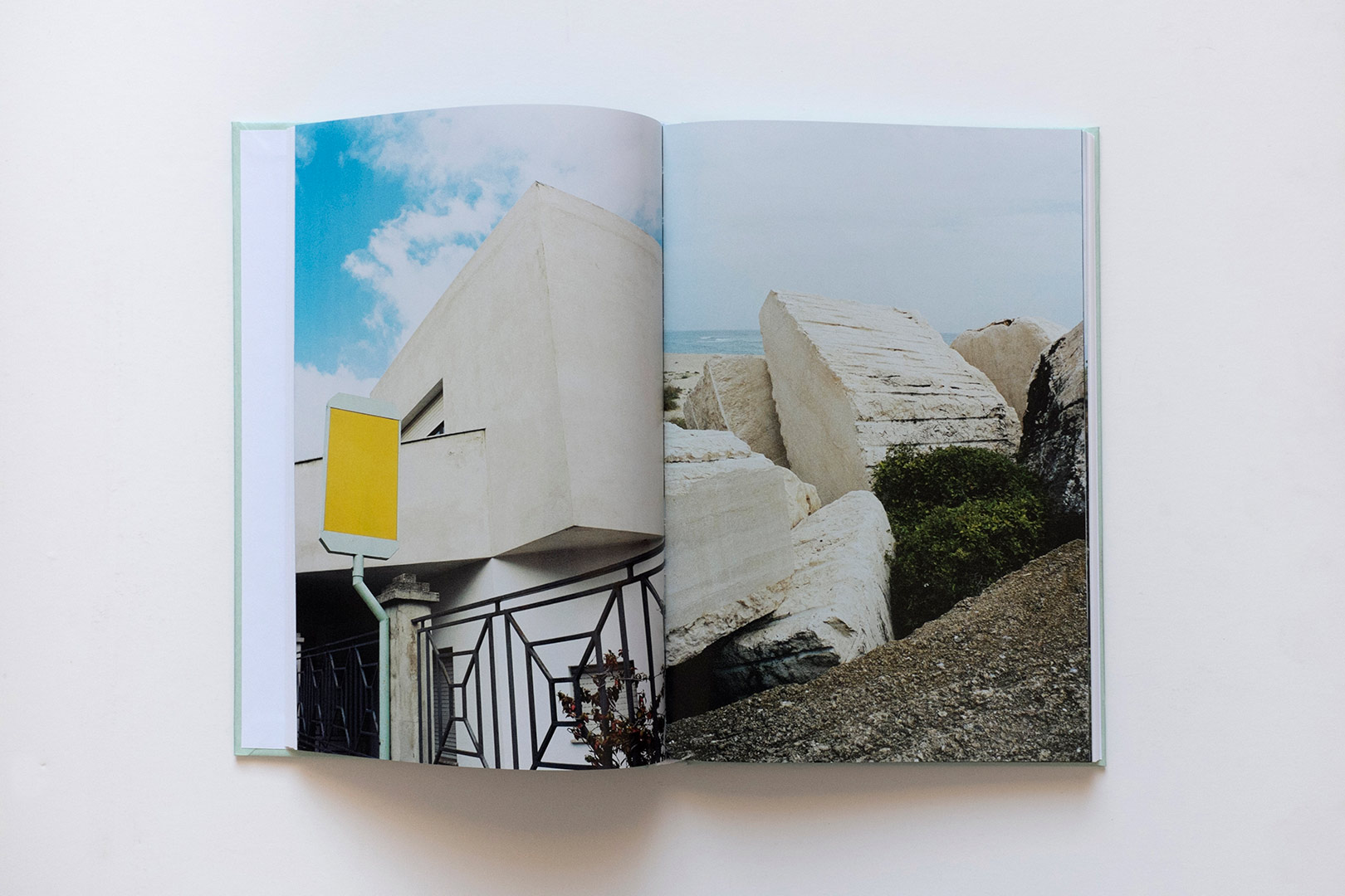Roman Signer – A Step Towards the Sea | Humboldt Books