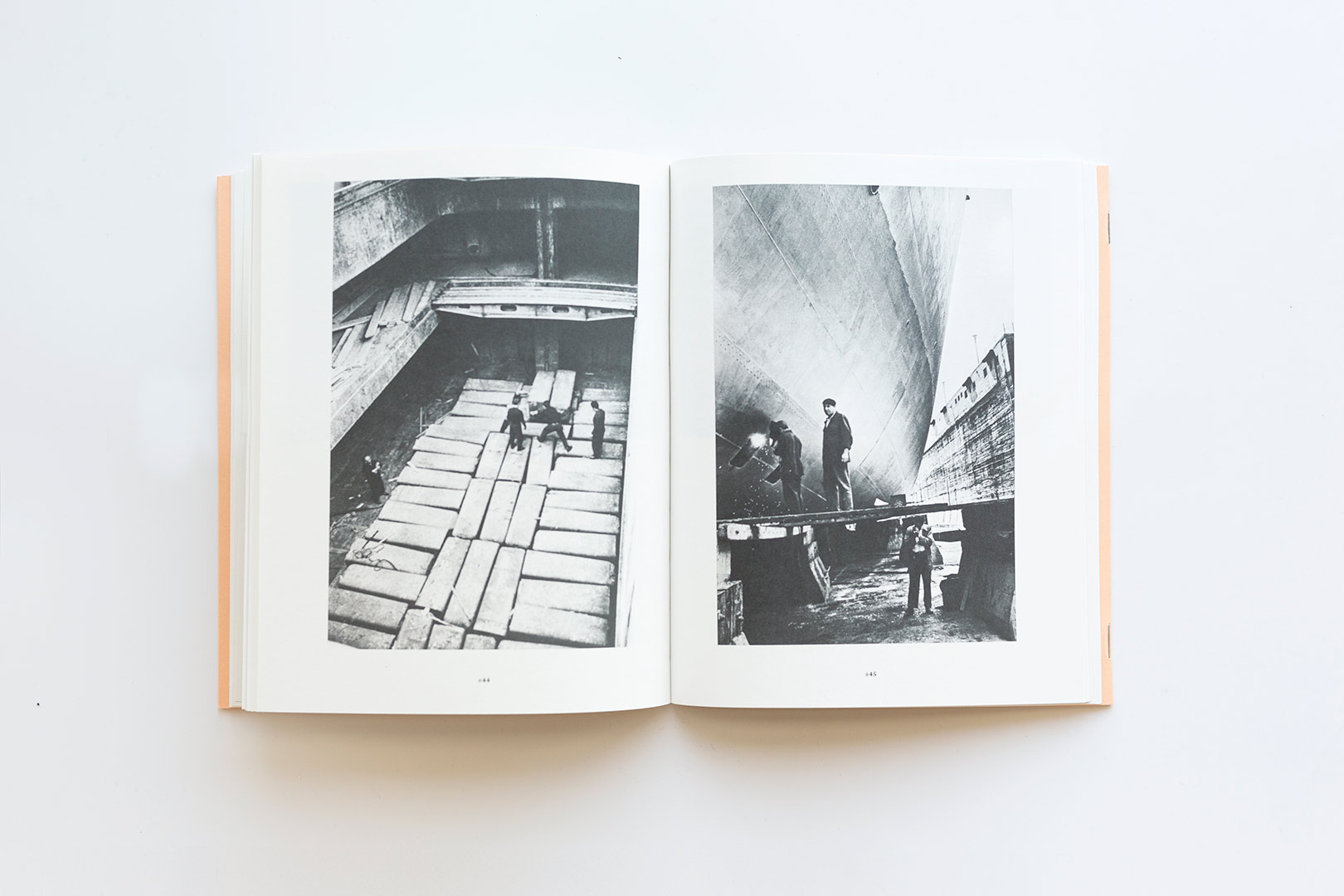 Lisetta Carmi – Genova 1960/1970 Prima Edizione | Humboldt Books