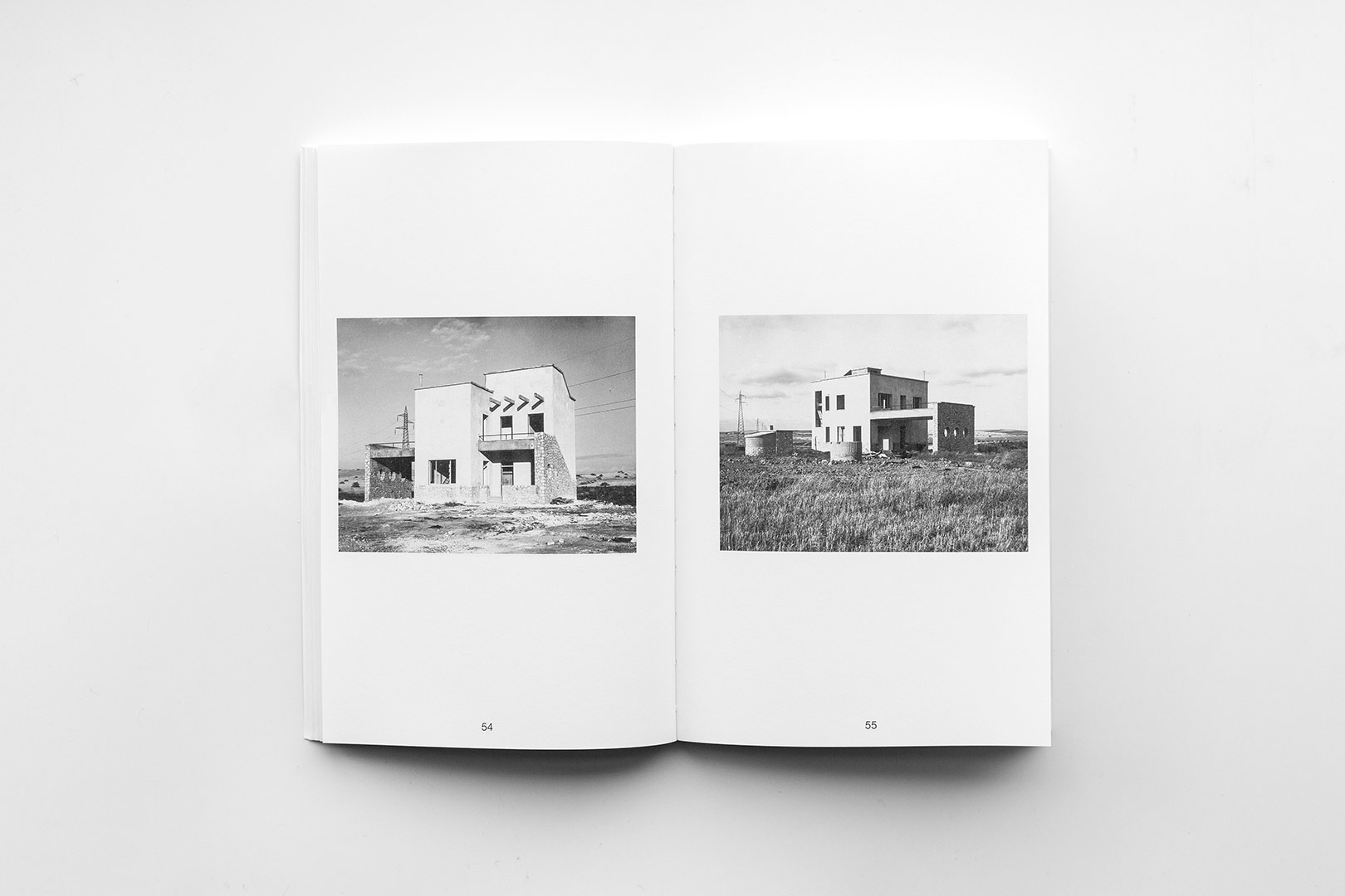 Nationhood – La Bonifica di Bradano e Metaponto. Archivi della Basilica Vol 1 | Humboldt Books