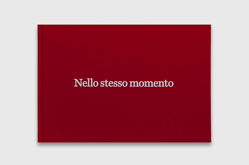 Nello stesso momento